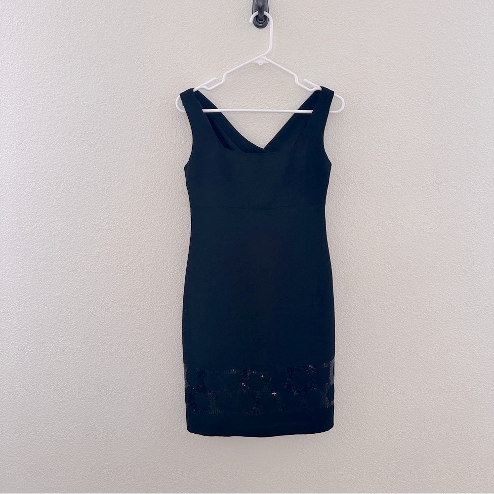Jones New York Collection Black Dress Sheath Cowl‎ Back Sequin Hem Size Petite 6